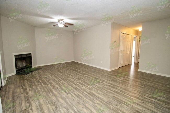 Building Photo - 2 Bedroom, 2 Bath Condo at Village Creek -...