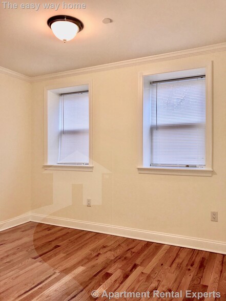 Building Photo - 3 Chauncy St