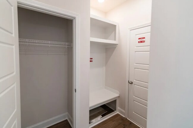 Building Photo - New Construction Modern Home With Open Floor Plan, Whte Cabintery and Primary Bedroom Suite