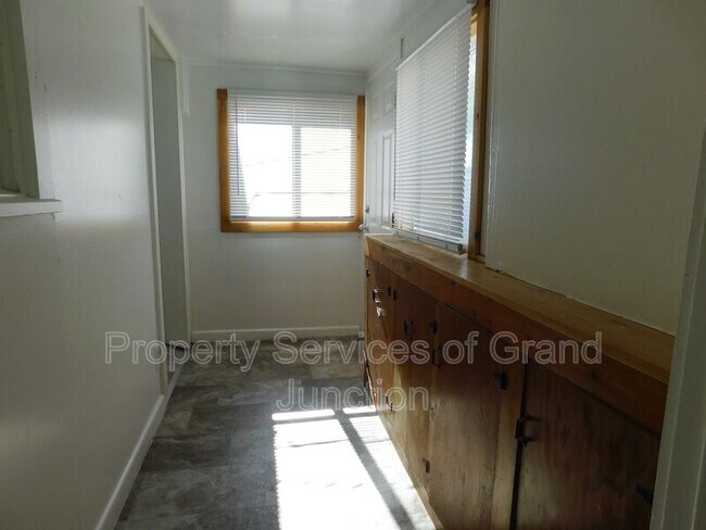 Building Photo - 441 N 16th St