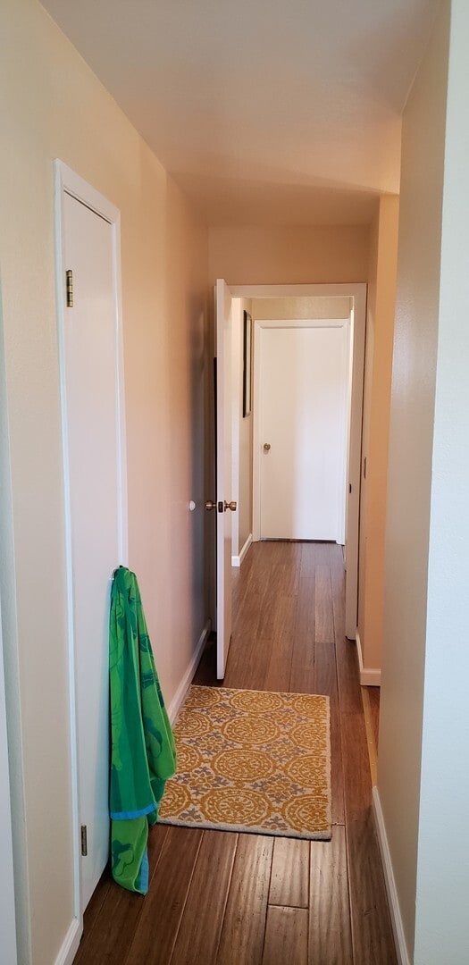 Building Photo - Excellent 3 Bed/2.5 Bath Mountain Shadows ...