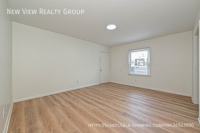 Building Photo - 260 Church St NE