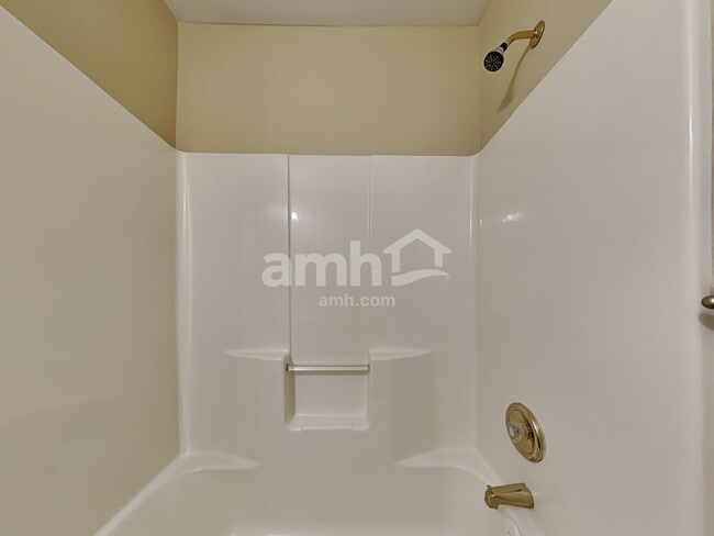 Building Photo - 11016 Treebranch Dr