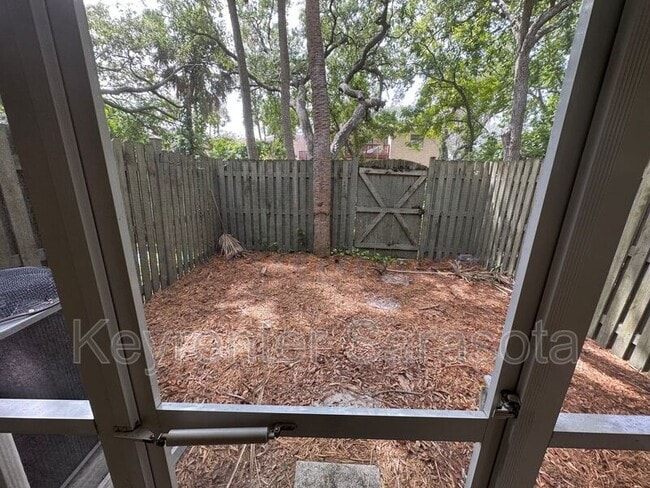 Building Photo - 4946 25th St W