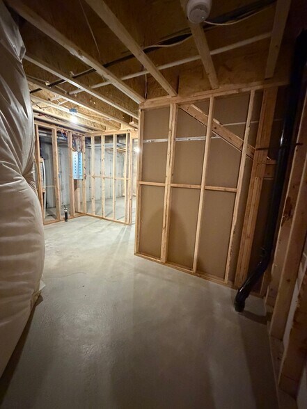 Building Photo - 4409 Templar Dr
