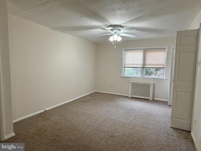 Building Photo - 1132 Howard Ave