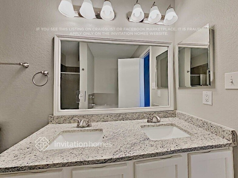 Building Photo - 4401 Courtside Dr