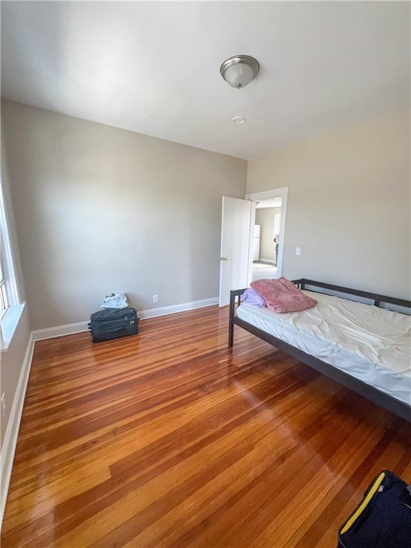 Building Photo - 37 Old Oak Ave