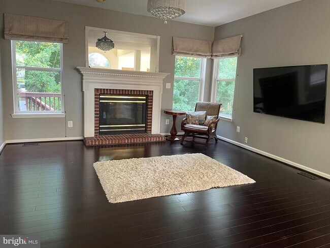 Building Photo - 5317 Poplar Valley Ct