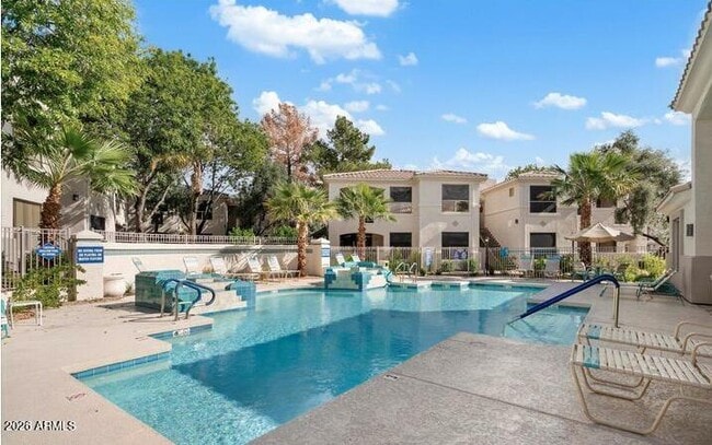 Building Photo - 9550 E Thunderbird Rd