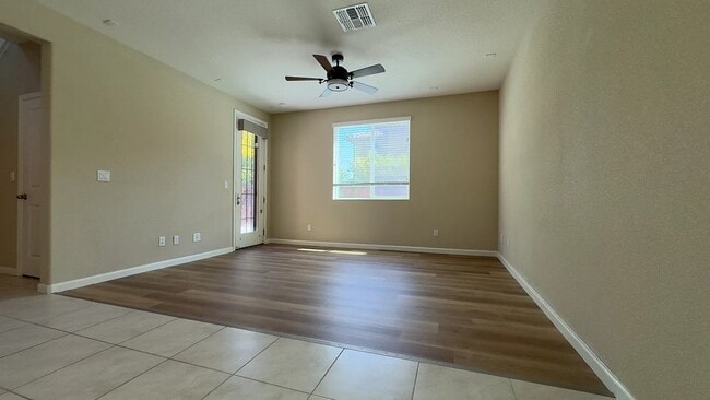 Building Photo - 2501 Chuck Hammond Dr