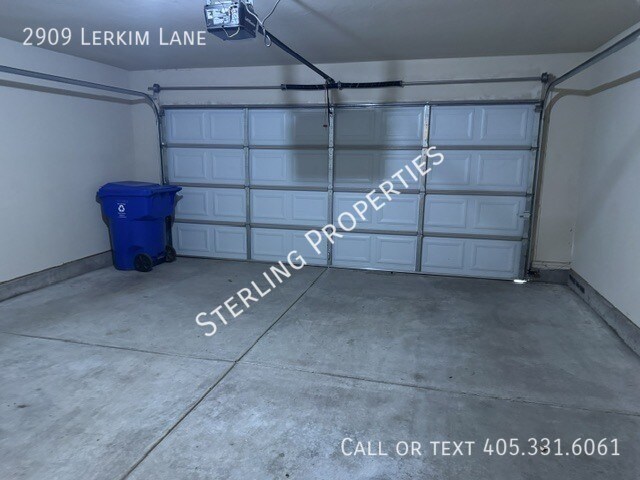Building Photo - 2909 Lerkim Ln