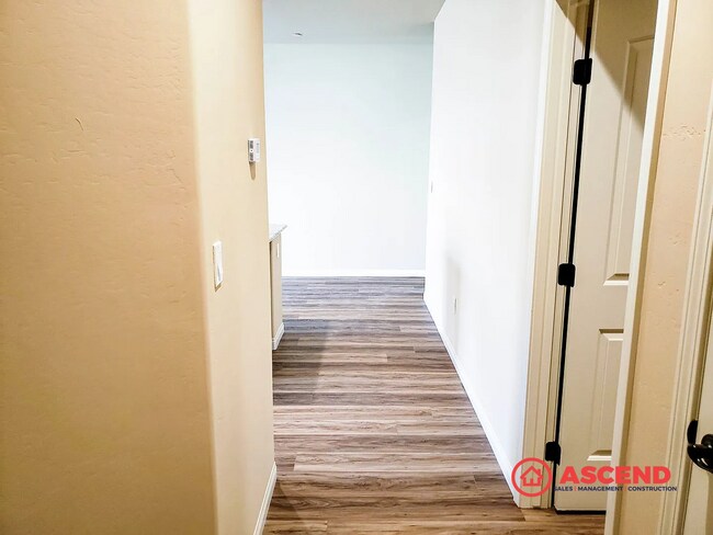 Building Photo - 4 Bedroom 2 Bath Newly Constructed Home