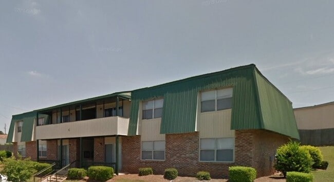 Building Photo - 103 Apache Dr