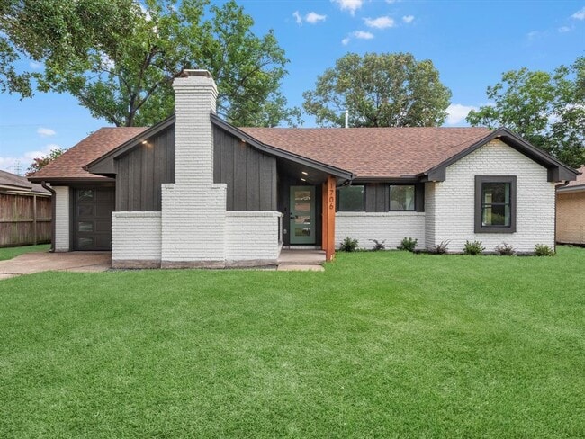 Building Photo - 1706 Ansbury Dr