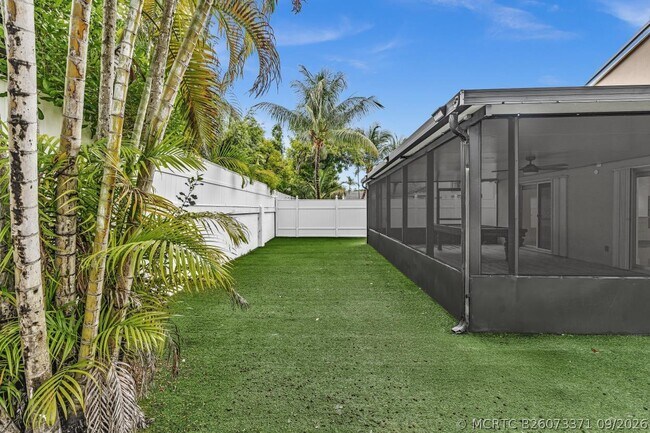 Building Photo - 3307 SW 49th St