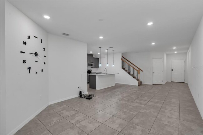 Building Photo - 3380 Bellissimo Ave