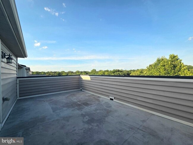 Building Photo - 5415 Stream Bank Ln