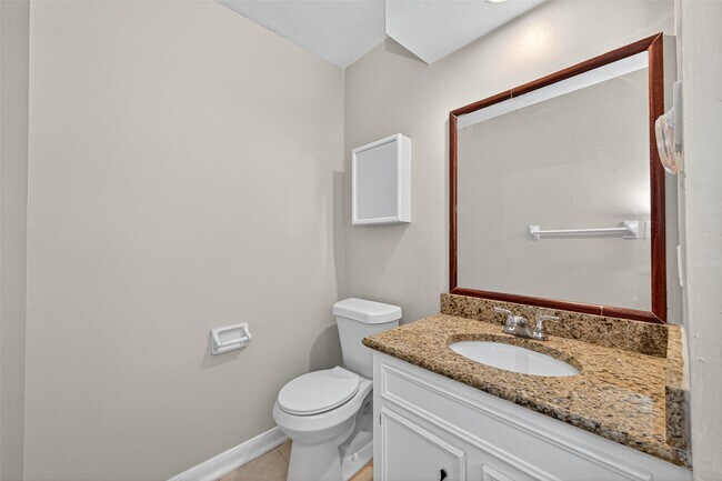 Building Photo - 108 Belvedere Dr