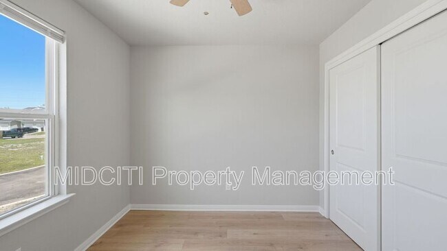Building Photo - 7210 John Palmer Dr