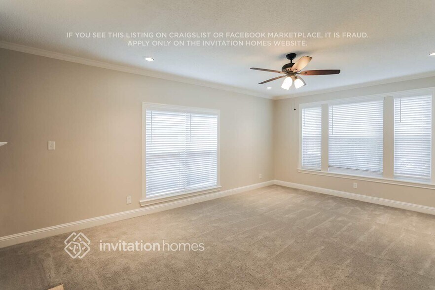 Building Photo - 18786 Vista Del Sol