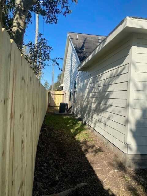 Building Photo - 13543 Ambrose St