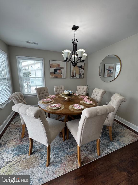 Building Photo - 17 Parkview Way