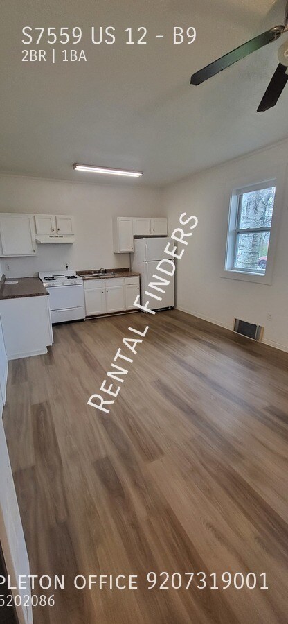 Building Photo - S7559 US-12