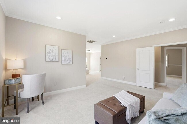 Building Photo - 19925 Interlachen Cir