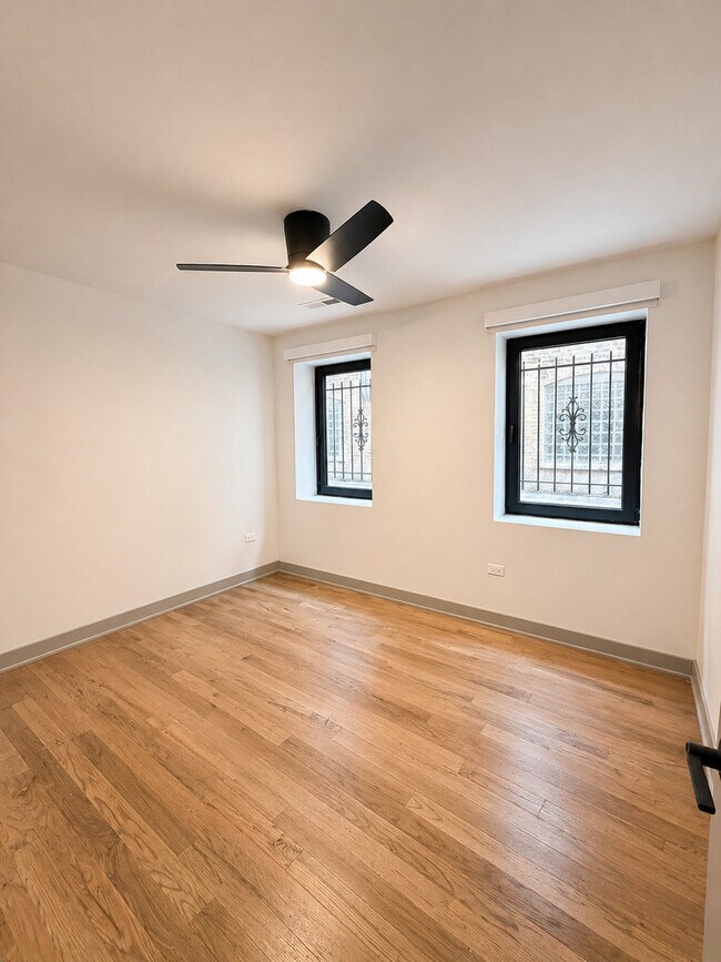 Building Photo - 1335 W Estes Ave