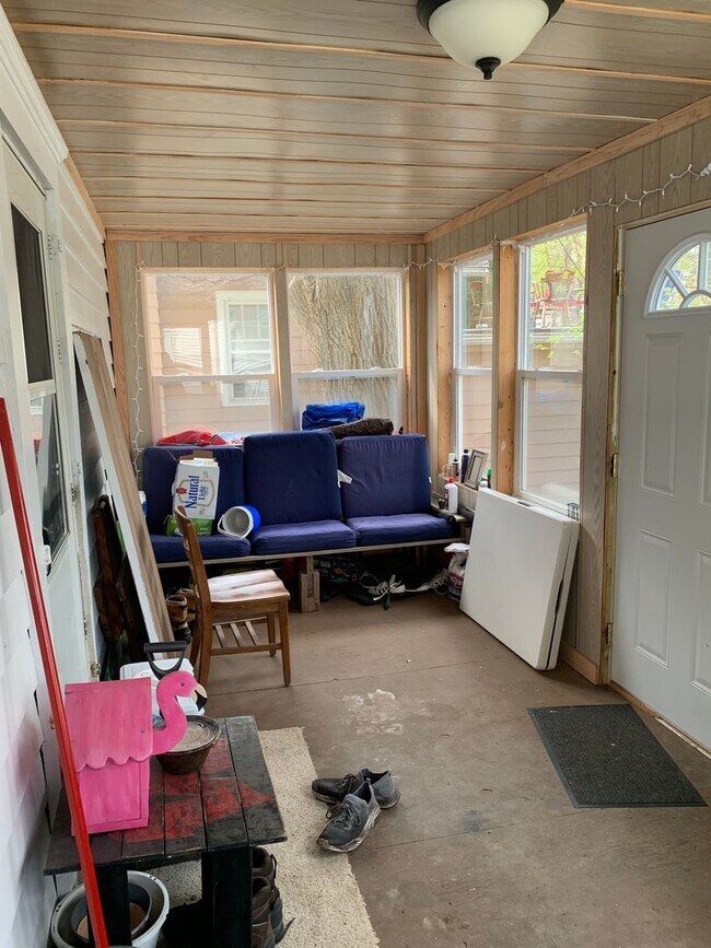 Building Photo - 1614 Adams St