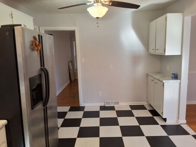 Building Photo - 813 Mohave Ct