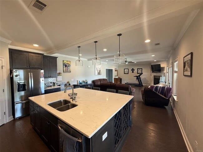 Building Photo - 1385 Witherspoon Dr