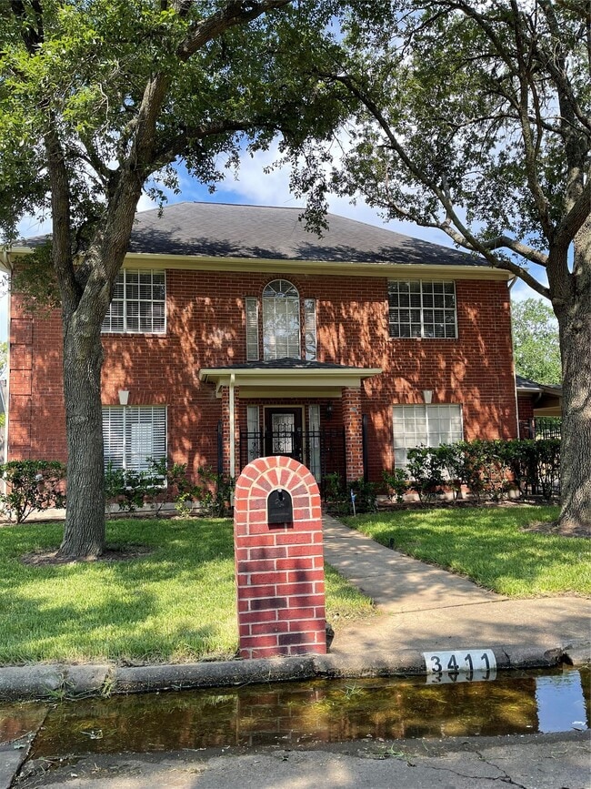 Building Photo - 3411 Ashfield Dr