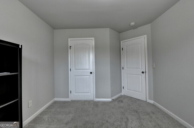 Building Photo - 1145 Glenwyck Dr