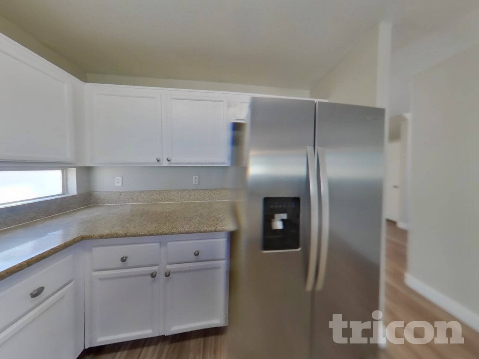 Building Photo - 5646 Roundrock Dr