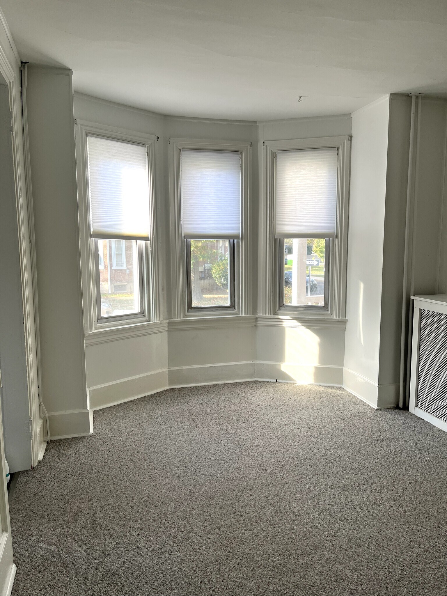 Bay windows with privacy blinds - 403 School St
