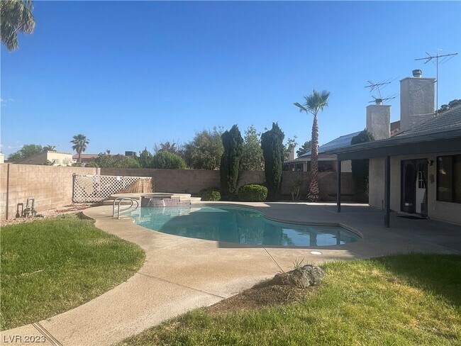 Building Photo - 604 Cody Pass