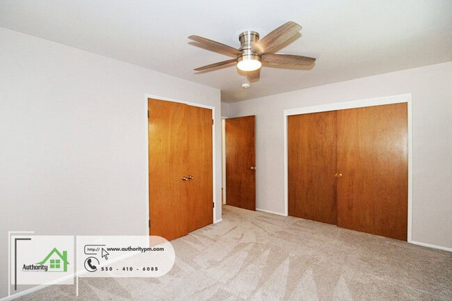 Building Photo - 4548 Pensacola St