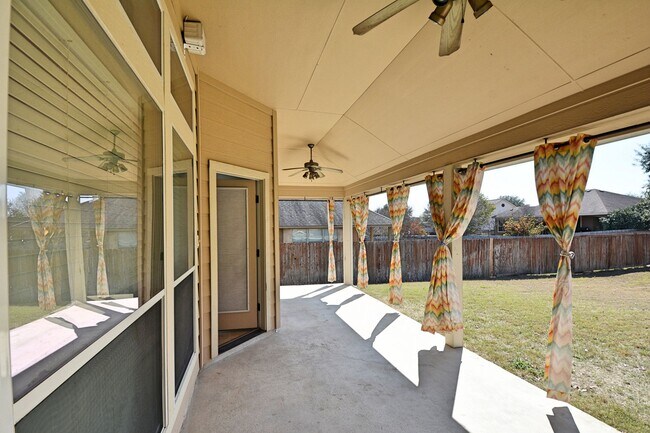 Building Photo - 1257 Nickel Creek