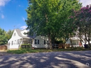 Building Photo - 1545 Wolfe St