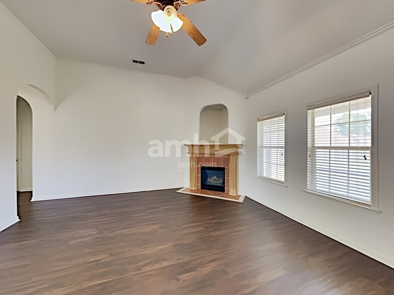 Building Photo - 154 Tanner Cv