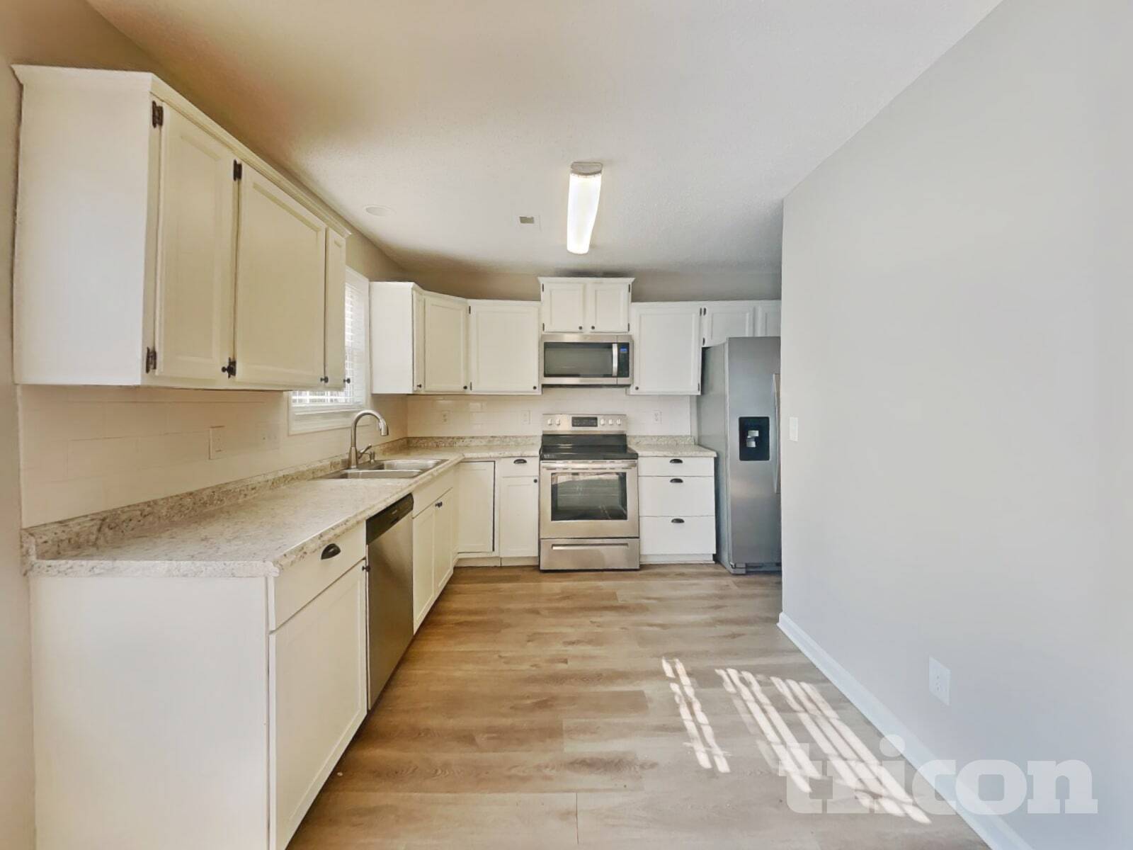 Building Photo - 5708 Green Apple Dr
