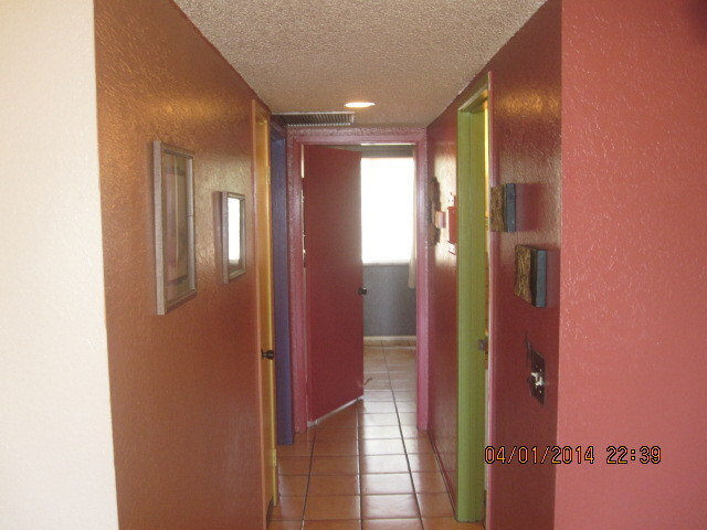 Building Photo - Langley Gardens Condo