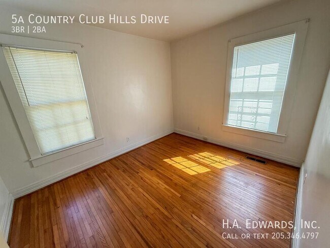 Building Photo - 5a Country Club Hills Dr