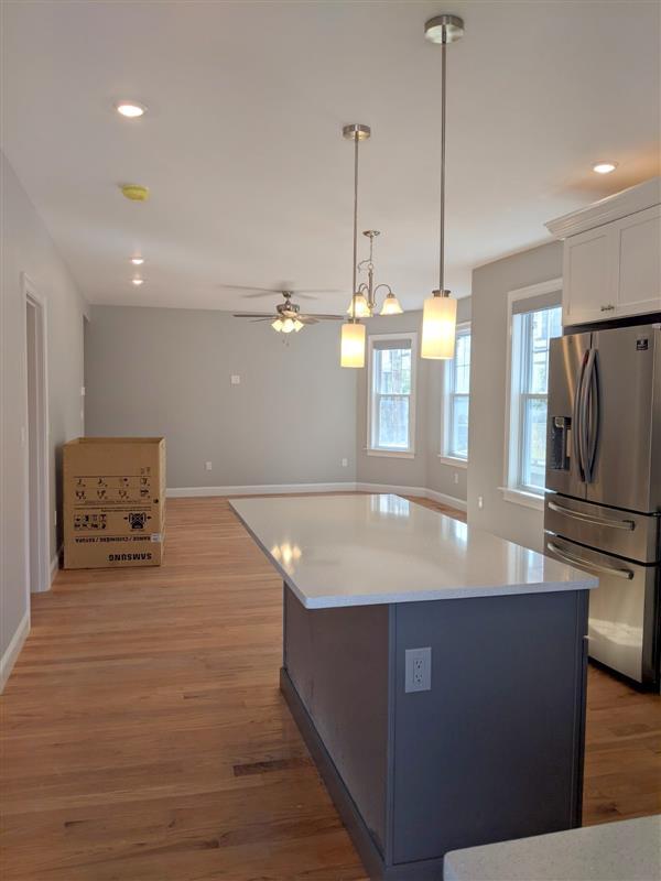 Building Photo - 16 Bowen Ave