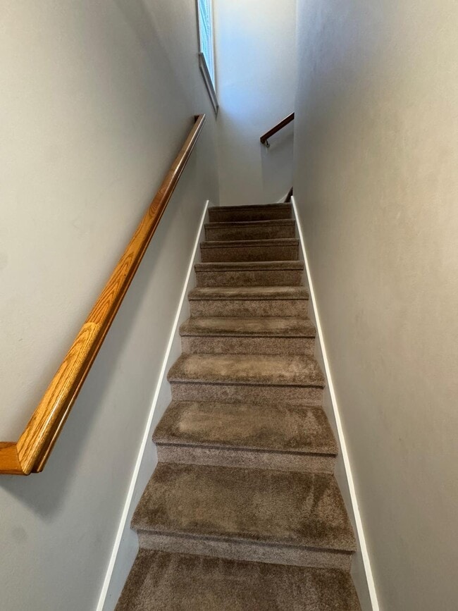 Building Photo - 1905 Grayson St