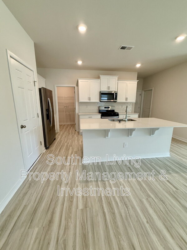 Building Photo - 12415 Lady Bell Dr