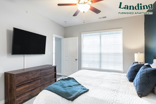 Building Photo - 1301 Ivy Meadow Dr