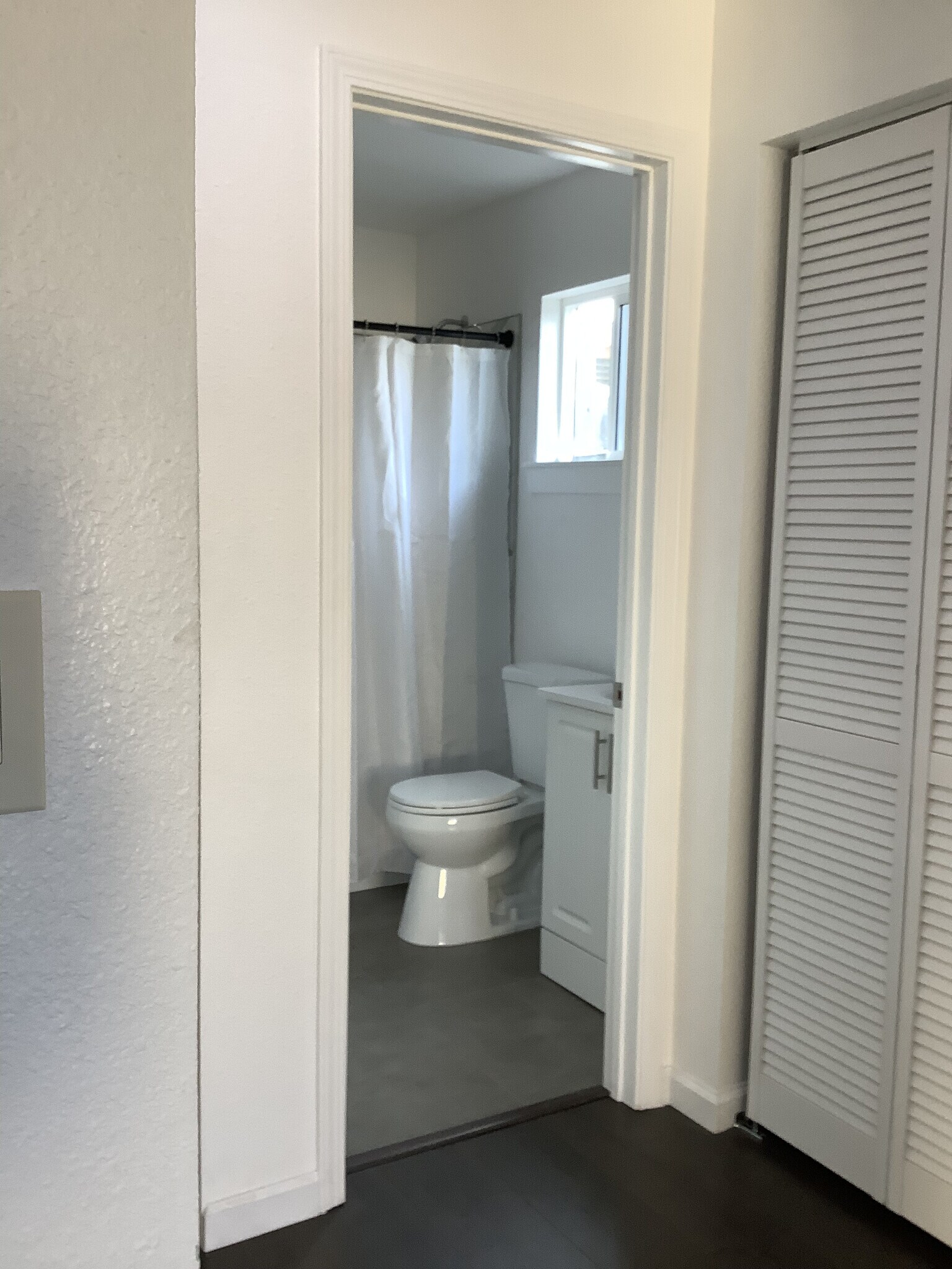 Building Photo - 27448 Lyford St